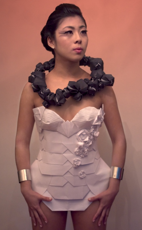 Woman Warrior: Tumour (Jewellery Piece)